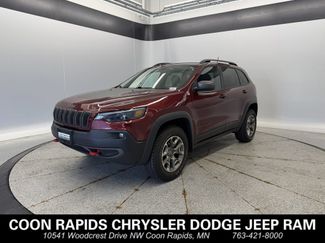 Used 2020 Jeep Cherokee Trailhawk w/ Cold Weather Group AWD/4WD video 1