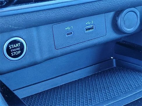 Used 2023 Nissan Rogue SV image 20