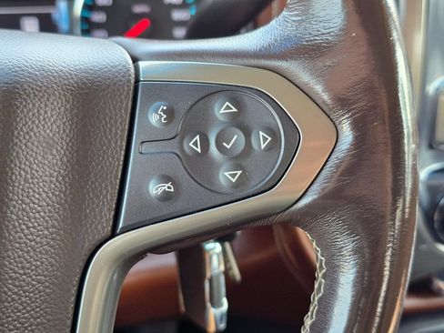 Used 2018 Chevrolet Silverado 1500 High Country AWD/4WD image 28