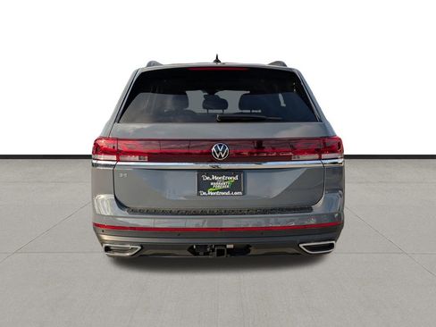 New 2026 Volkswagen Atlas SE image 6