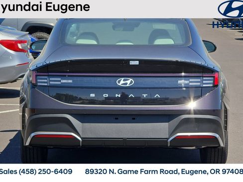 New 2025 Hyundai Sonata SE FWD image 5
