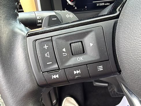 Certified 2023 Nissan Rogue Platinum AWD/4WD image 10