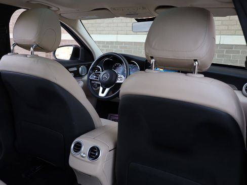 Used 2021 Mercedes-Benz C 300 Sedan image 25