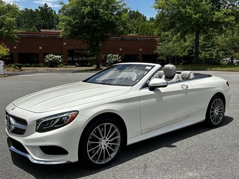 Used 2017 Mercedes-Benz S 550 Cabriolet image 4