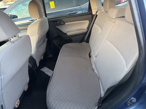 Used 2017 Subaru Forester 2.5i Premium image 10