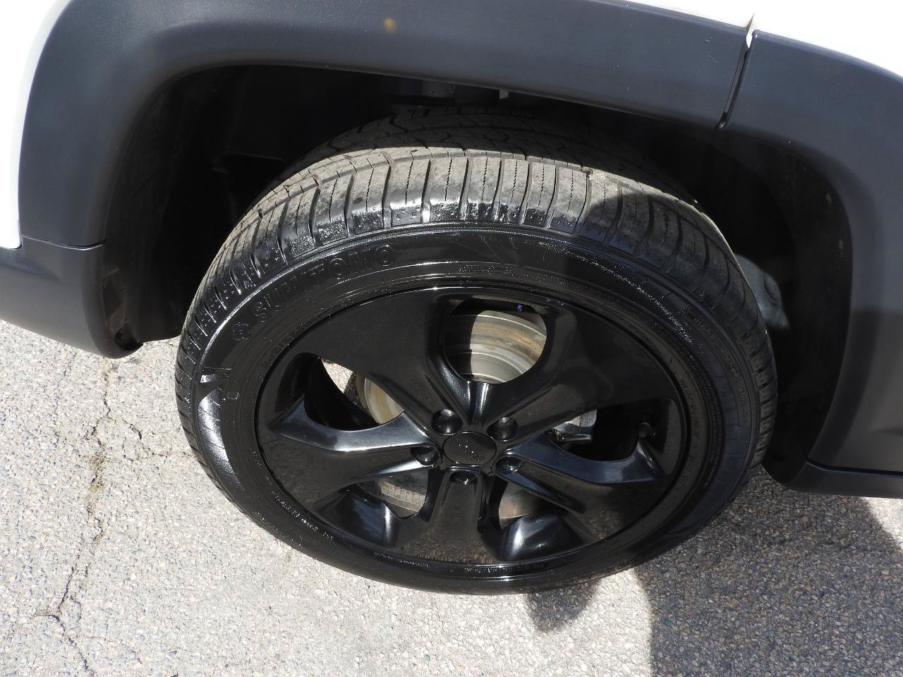Used 2019 Jeep Compass Latitude AWD/4WD image 15
