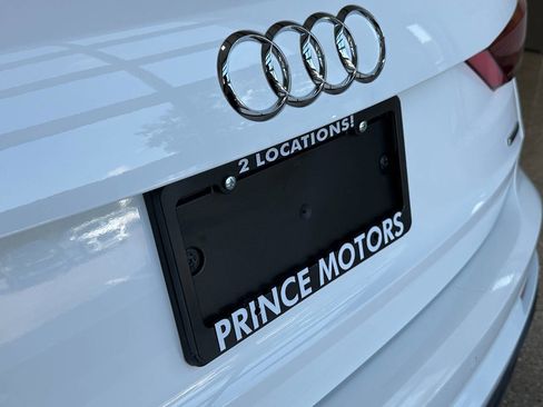 Used 2023 Audi Q3 2.0T Premium image 12