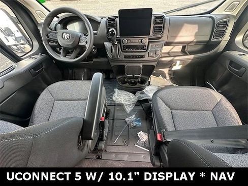 New 2025 RAM ProMaster 3500 w/ Crew Van Package FWD image 3