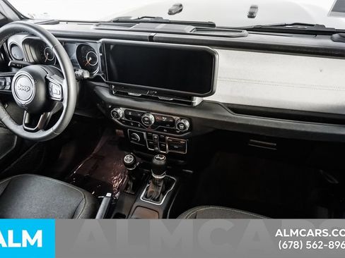 Used 2025 Jeep Wrangler Unlimited Sport AWD/4WD image 21