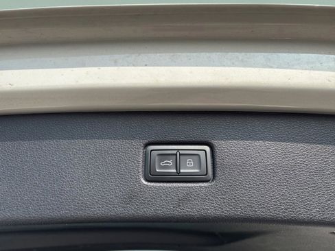 Used 2024 Audi Q7 3.0T Premium Plus image 31