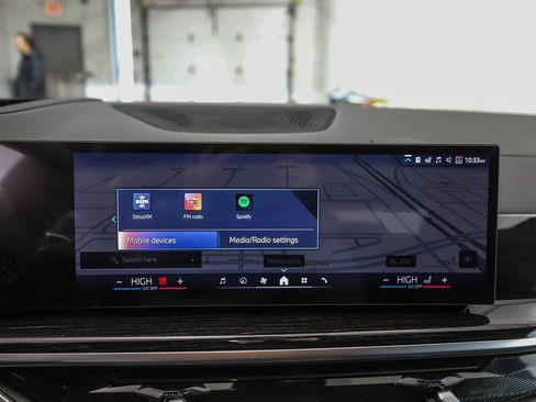 New 2026 BMW X5 xDrive50e image 17