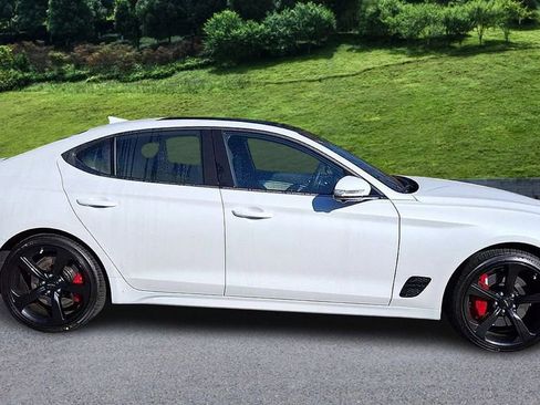 New 2026 Genesis G70 3.3T Sport Prestige image 9