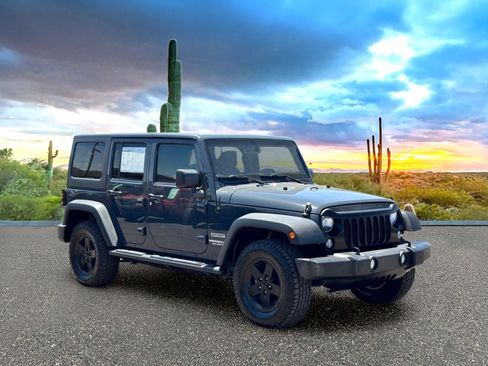 Used 2017 Jeep Wrangler Unlimited Sport w/ Quick Order Package 24S AWD/4WD image 7