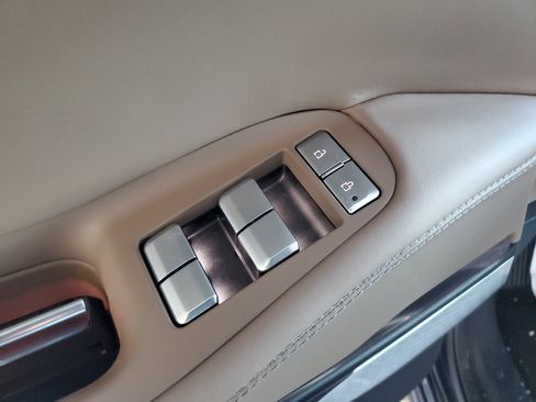 New 2025 Lincoln Navigator Black Label image 8