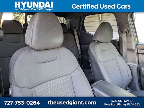 Certified 2023 Hyundai Santa Cruz SEL Premium w/ Winter Package image 6