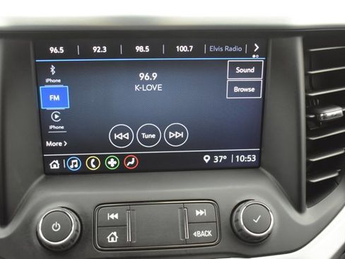 Used 2022 GMC Acadia SLE image 25