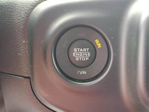 Used 2022 Jeep Wrangler Unlimited Sport AWD/4WD image 12