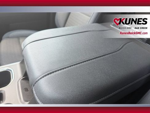 Used 2025 GMC Sierra 1500 Elevation AWD/4WD image 30