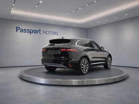 Used 2023 Jaguar F-PACE S AWD/4WD image 4