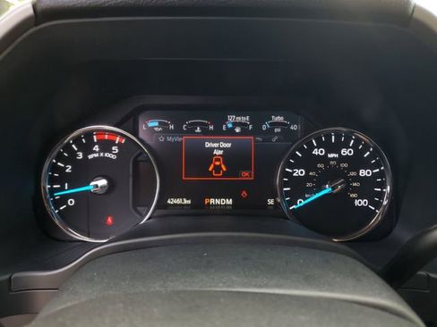 Used 2022 Ford F250 Lariat w/ Lariat Ultimate Package AWD/4WD image 30