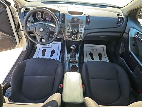 Used 2013 Kia Forte EX image 12