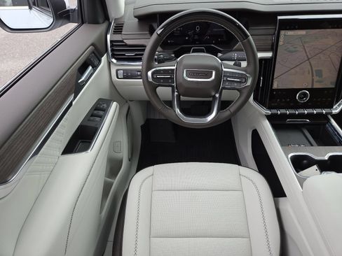 New 2026 GMC Acadia Denali w/ Super Cruise Package FWD image 28