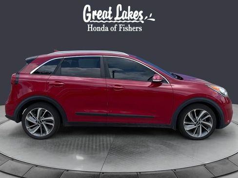Used 2017 Kia Niro Touring FWD image 6