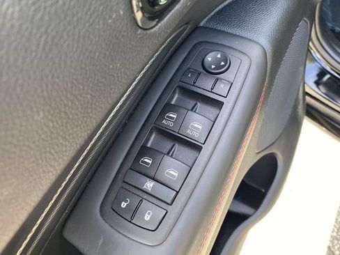 Used 2024 Dodge Durango GT AWD/4WD image 17