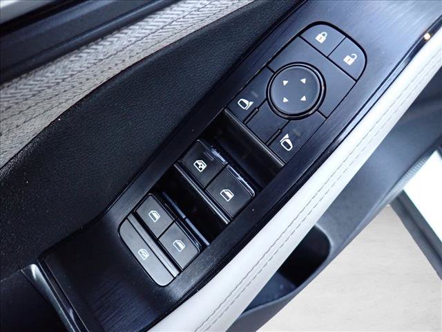 Used 2021 Nissan Rogue SV AWD/4WD image 14