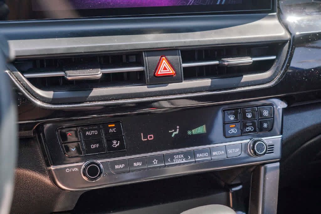 Certified 2025 Kia Seltos S FWD image 21