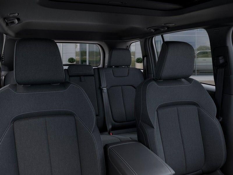 New 2025 Jeep Grand Cherokee Laredo X w/ Luxury Tech Group I AWD/4WD image 26