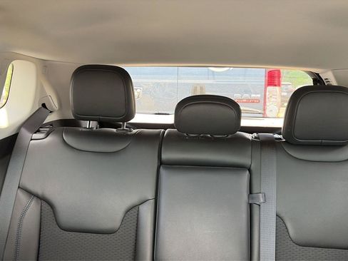 Used 2022 Jeep Compass Latitude w/ Convenience Group AWD/4WD image 73