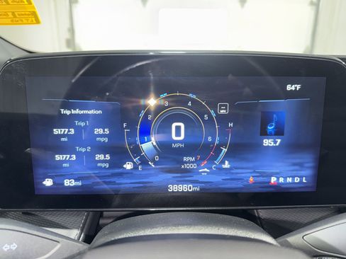 Used 2025 Chevrolet Equinox LT w/ Convenience Package II FWD image 23