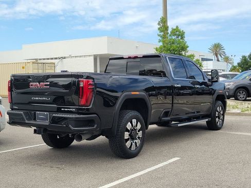 Used 2025 GMC Sierra 3500 Denali w/ Denali Reserve Package AWD/4WD image 6