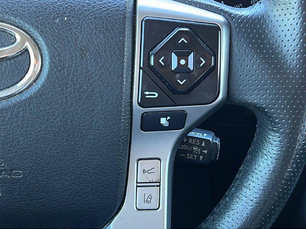 Used 2022 Toyota 4Runner Trail Special Edition AWD/4WD image 20