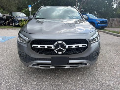 Used 2021 Mercedes-Benz GLA 250 4MATIC w/ Premium Package image 4