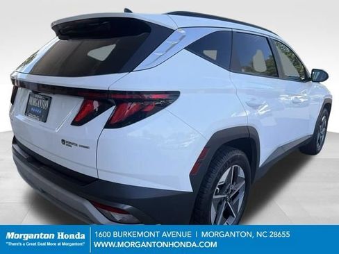 Used 2025 Hyundai Tucson SEL AWD/4WD image 8