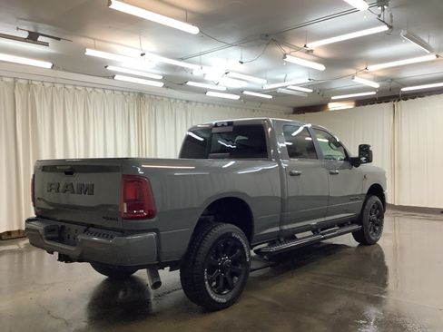 New 2026 RAM 2500 Laramie AWD/4WD image 5