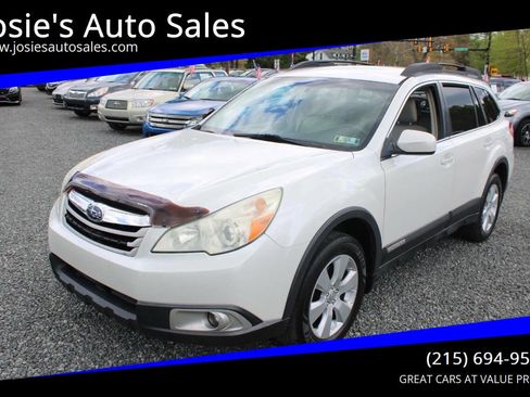 Used 2011 Subaru Outback 2.5i Premium AWD/4WD image 1