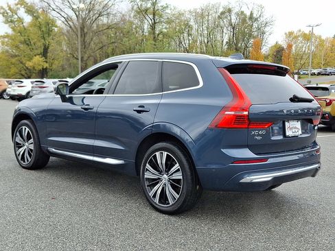 Used 2023 Volvo XC60 B5 Ultimate w/ Climate Package image 4