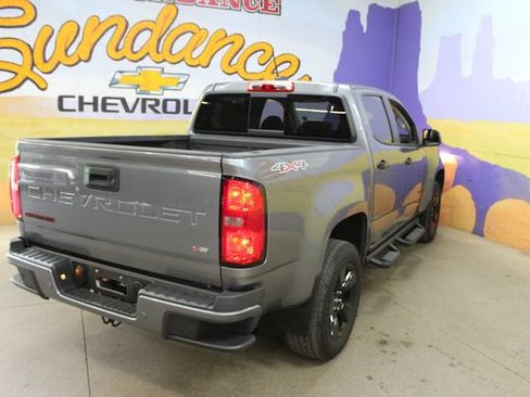 Used 2022 Chevrolet Colorado LT w/ Redline Special Edition AWD/4WD image 8