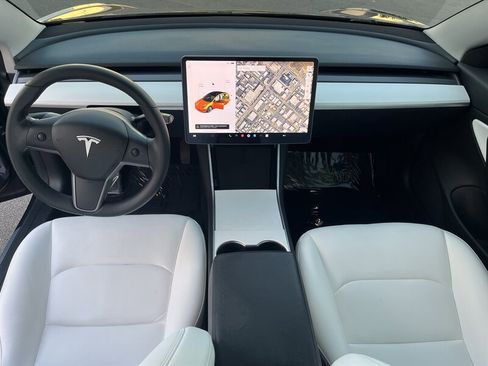 Used 2019 Tesla Model 3 Long Range image 28