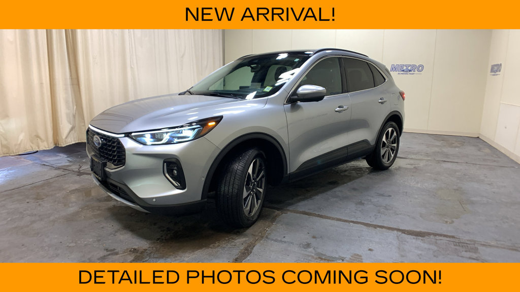 Certified 2023 Ford Escape Platinum w/ Premium Technology Package AWD/4WD image 7