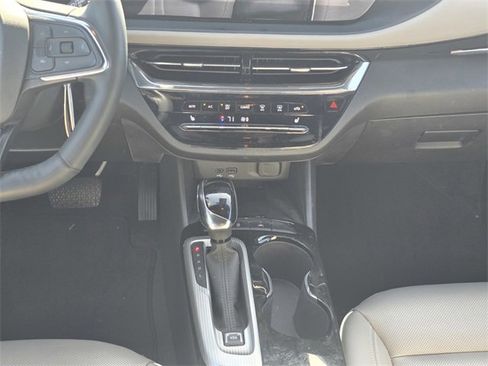 Used 2025 Buick Envista Avenir image 17