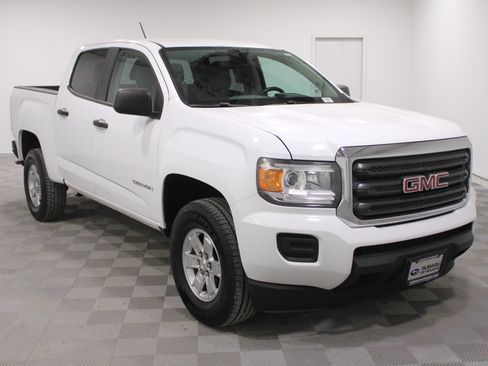 Used 2018 GMC Canyon 2WD Crew Cab w/ Convenience Package image 1
