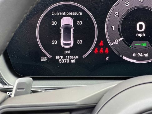 Used 2025 Porsche Cayenne S image 26