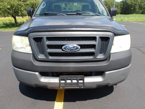 Used 2005 Ford F150 XL RWD image 24