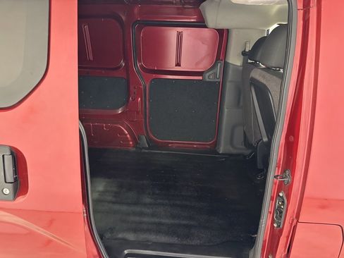 Used 2015 Chevrolet City Express LT w/ Technology Package FWD image 29