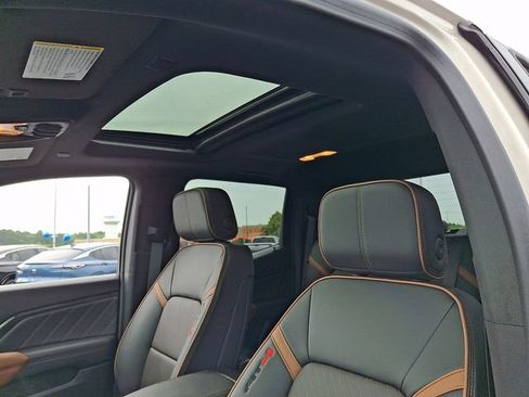 New 2026 GMC Canyon AT4 w/ Technology Plus Package AWD/4WD image 11