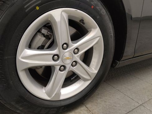 Used 2025 Chevrolet Malibu LT image 31